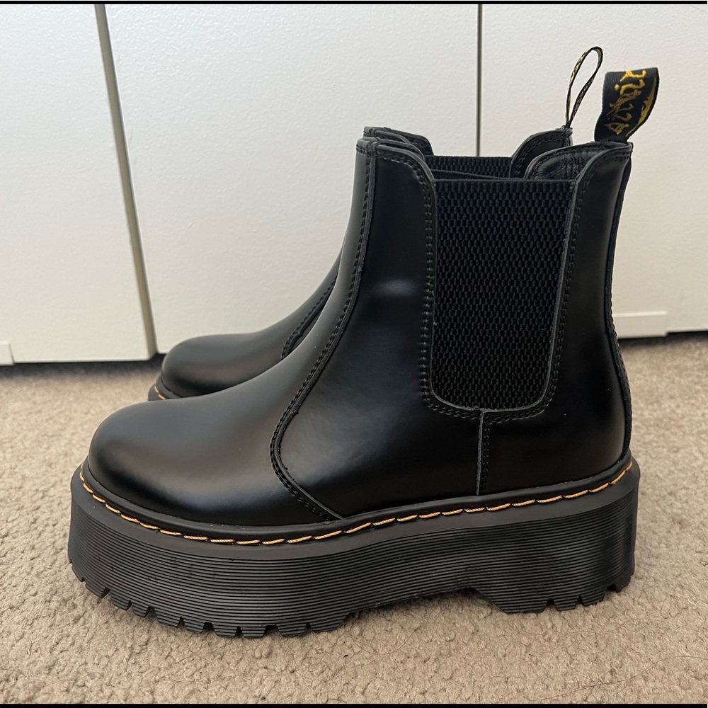 Platform boots